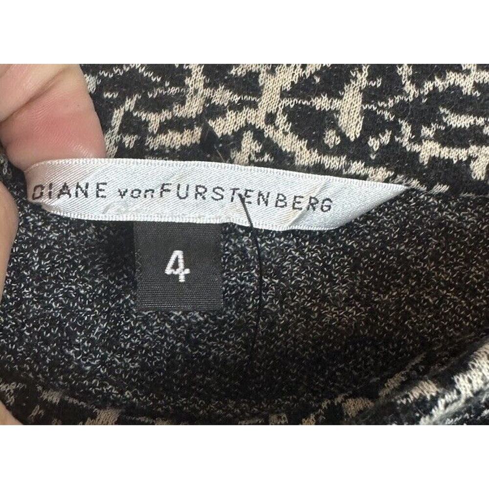 Diane Von Furstenberg Wool Blend Geometric Print Stretch Knit Skirt Size 4 - Picture 6 of 8